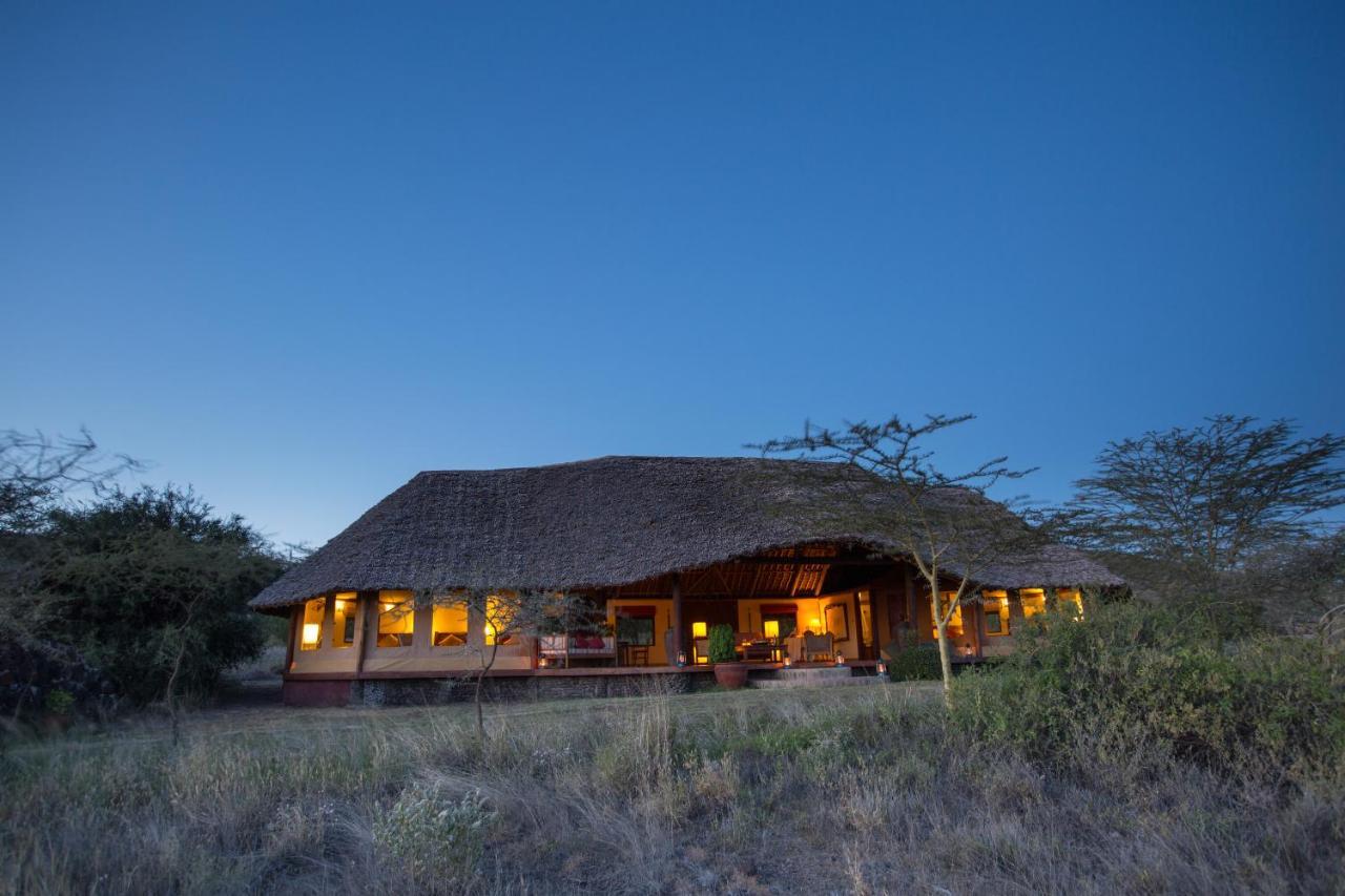 Luxury tent Elewana Tortilis Camp Amboseli
